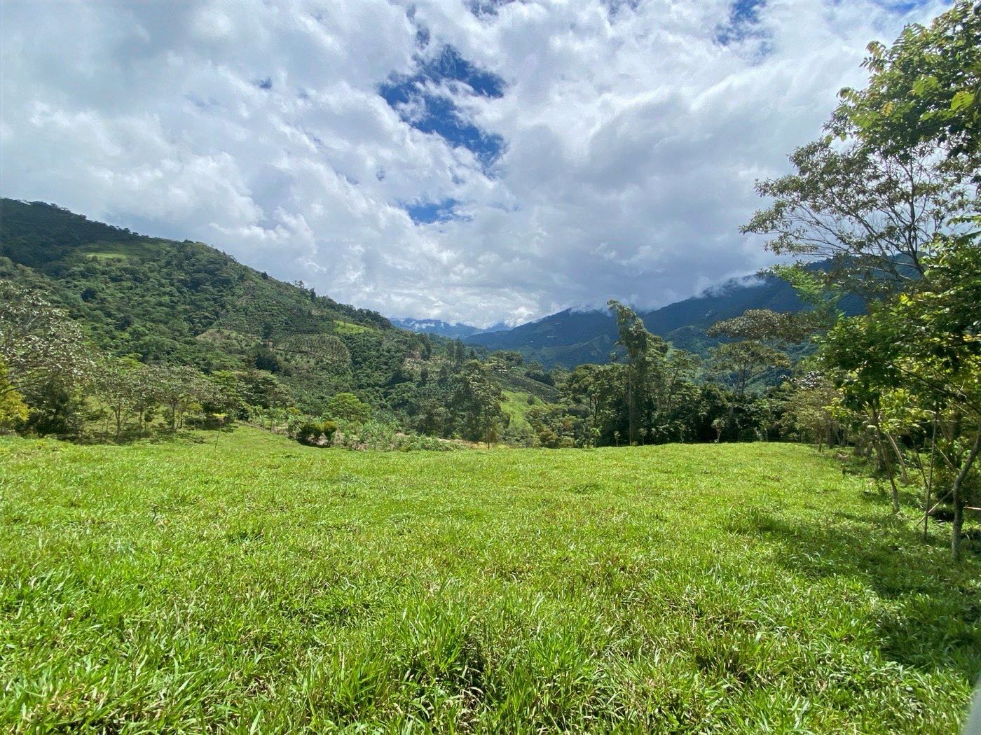Finca Manzana De Agua, Tirra de Rivas